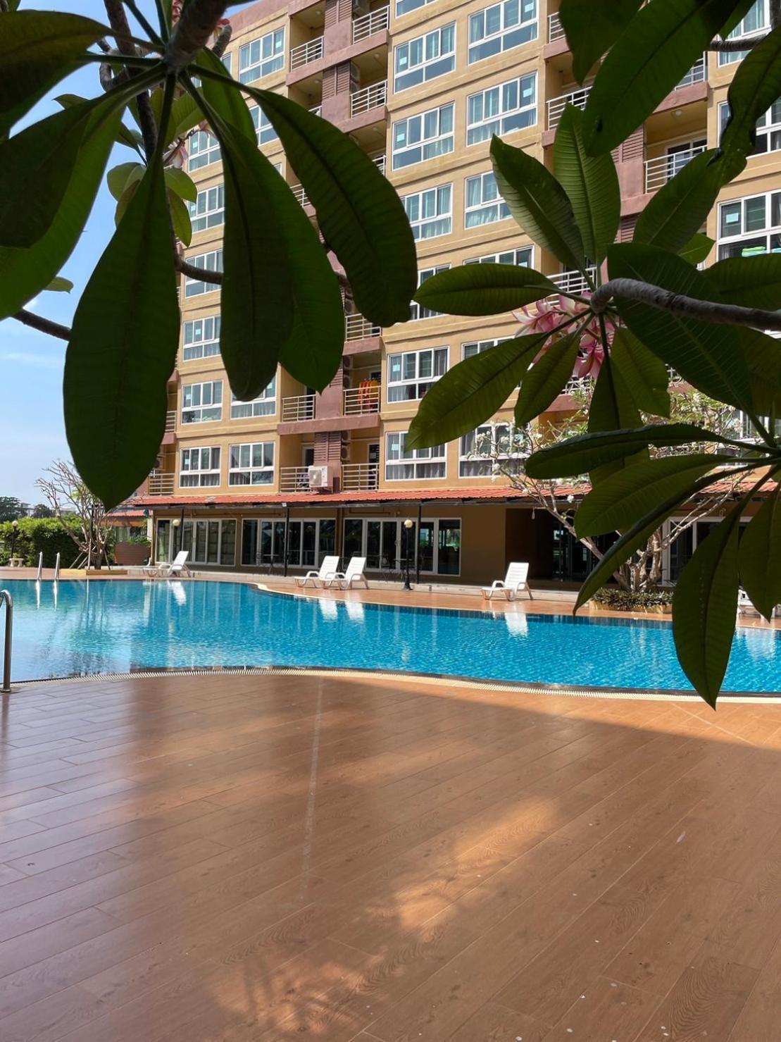 H2Do Hotel Ban Khlong Sanam Phli Exteriör bild