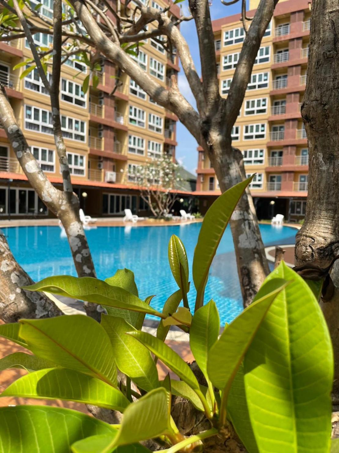 H2Do Hotel Ban Khlong Sanam Phli Exteriör bild