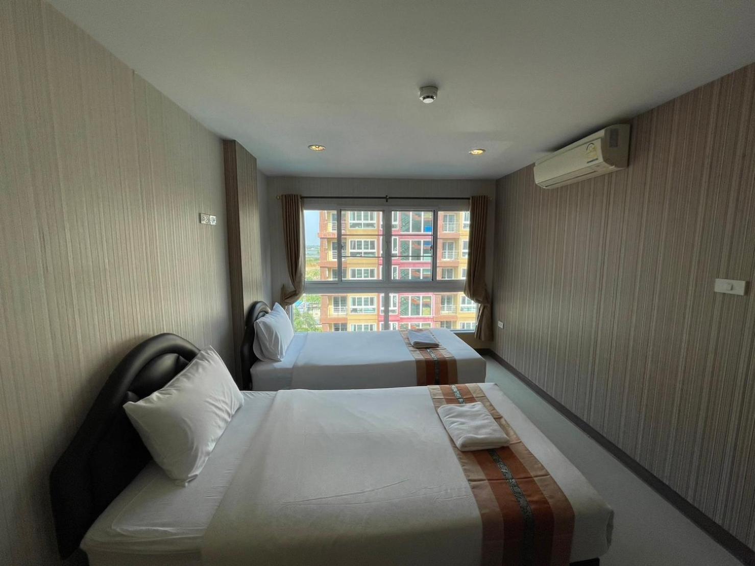 H2Do Hotel Ban Khlong Sanam Phli Exteriör bild
